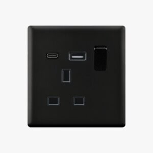 فيش 13 أمبير + 2 شاحن 3*3 أسود - اس في ال أسود