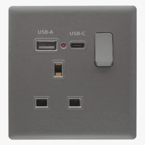 فيش 13 أمبير + 2 شاحن 3*3 أبيض - اس في ال أبيض